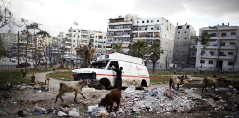 Siria: la ayuda llega a las zonas más afectadas y continúan los enfrentamientos