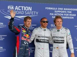 Lewis Hamilton se adjudica la \pole\ en Silverstone