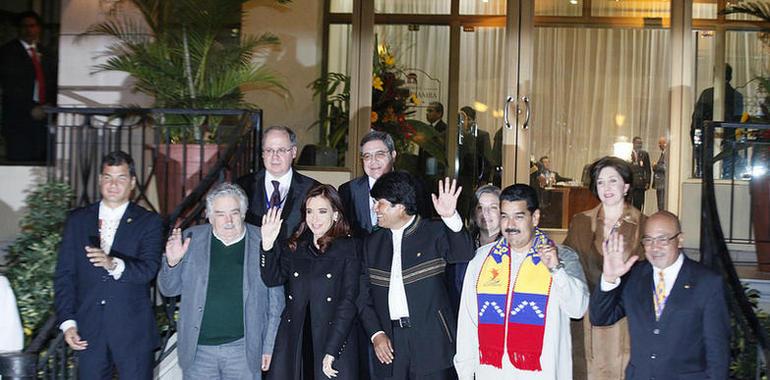 UNASUR exige disculpas públicas a Francia, Portugal, Italia y España por el "secuestro" de Morales