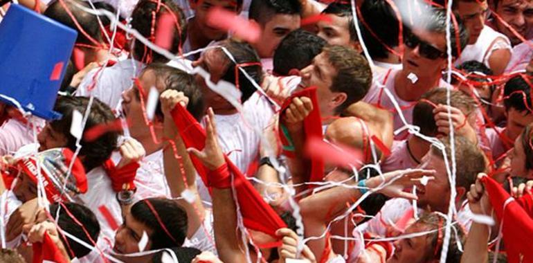 El chupinazo de Sanfermín,con 20 minutos de retraso por primera vez en la historia