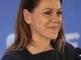 Cospedal amplía la demanda contra Bárcenas y niega rotundamente la información de elconfidencial