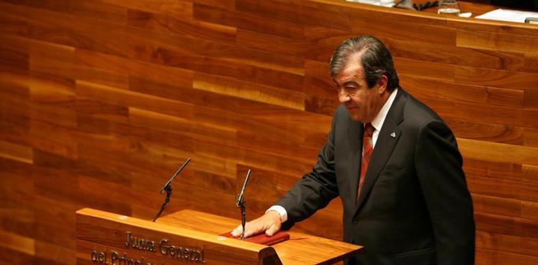 Álvarez-Cascos expone su programa de Gobierno en la Junta General