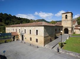 Convención de Asturianos Residentes en América en el Parador Nacional de Cangas de Onís