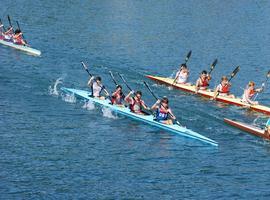 El Club de Mar de Avilés se impone en la Regata Internacional K4 Ribadesella