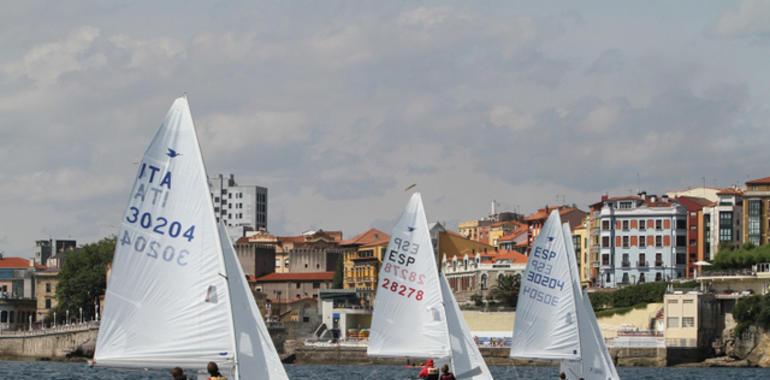 Gijón acoge el Campeonato de Asturias de Snipe