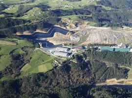 Gobierno asturiano e IU, en las antípodas respecto a la gestión de basuras