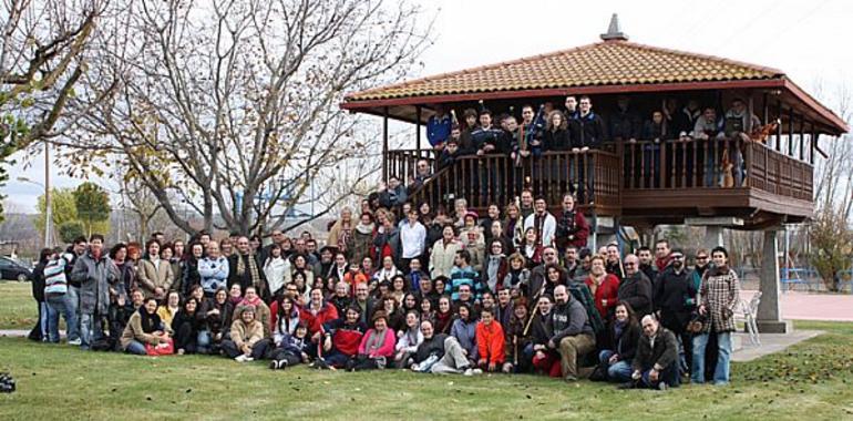 Trevín recibe a una treintena de jóvenes mexicanos dentro del programa Así es Asturias