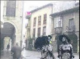 Ciudadanos de Avilés se movilizan contra el cierre del \Cine Marta\, el último de los urbanos