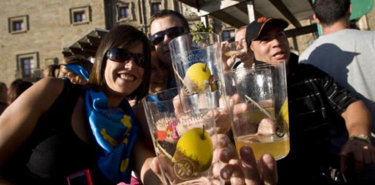 N’AST refuga la prohibición de consumir sidra y vinu’l país hasta los 18 años 