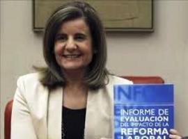 El Gobierno dice que reduce a 5 los contratos de trabajo, pero en realidad dejará los 41 que hay