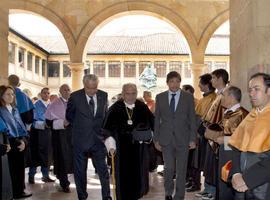 La Universidad de Oviedo inaugura el curso académico con casi 500 alumnos más de nuevo ingreso