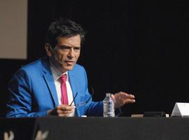 Arcadi Espada clausuró el Simposio Internacional sobre Libro Electrónico