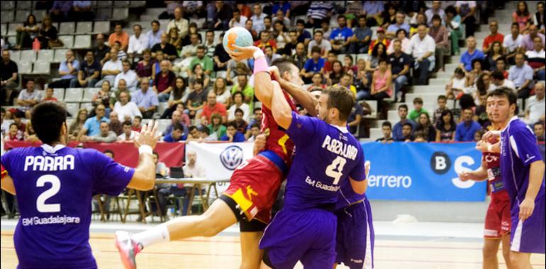 El Juanfersa se estrena en ASOBAL con una victoria 