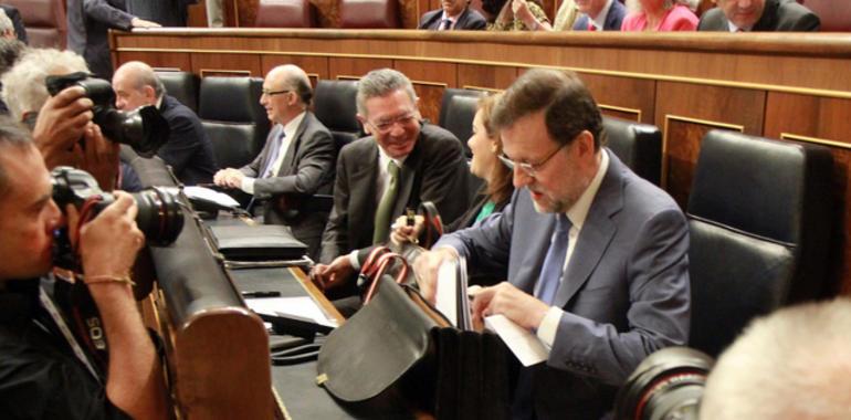 Rajoy anuncia que los sacrificios de los españoles "empiezan a dar resultados"