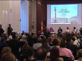 Julia Navarro presenta en España su libro más ambicioso:Dispara, yo ya estoy muerto