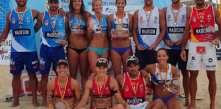 El asturiano César Menéndez, bronce en el Campeonato de España de Voley Playa