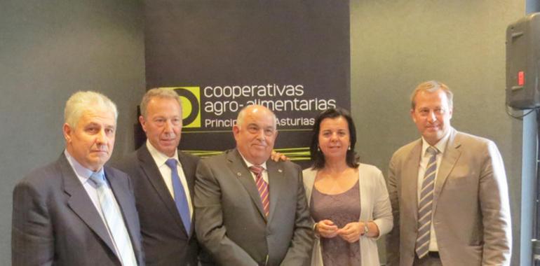 Las cooperativas agroalimentarias rindieron homenaje a Eduardo Alba