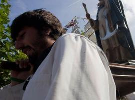 San Telmo, en San Juan de la Arena, cierra las ofrendas al Mar de la marina asturiana