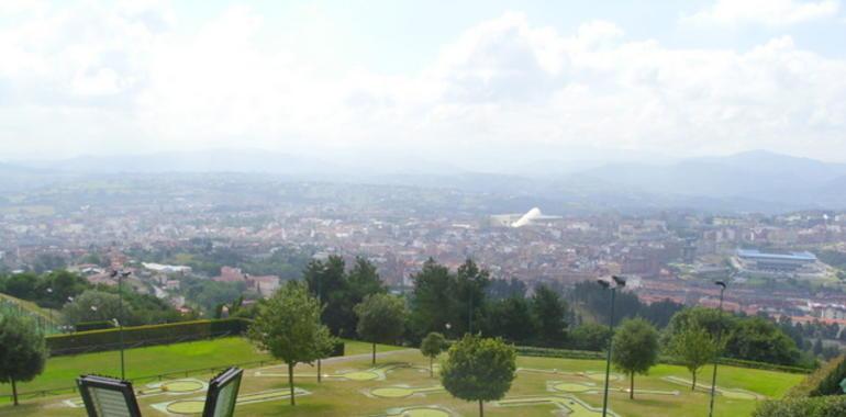 Entrega de los premios Emigrante del Año en el Centro Asturiano de Oviedo