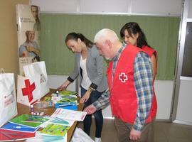 Vuelta al cole solidaria\" 2013 en Cangas del Narcea