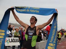 El VI Triatlón Villa de Gijón bate récords