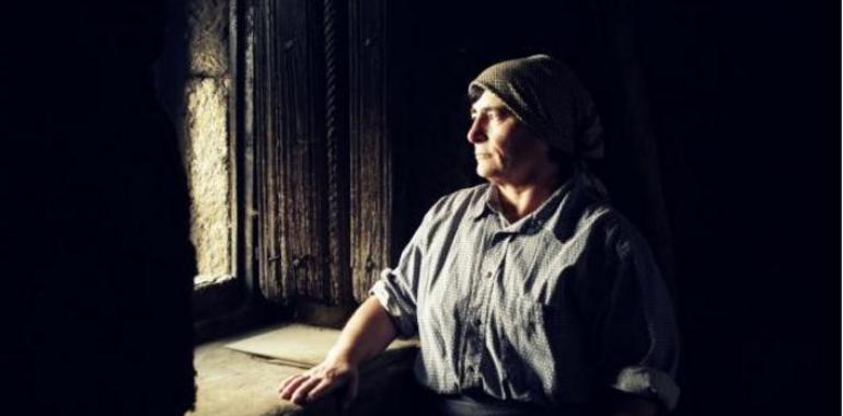 La Universidad abre un ciclo de cine de autor con Arraianos, de Eloy Enciso