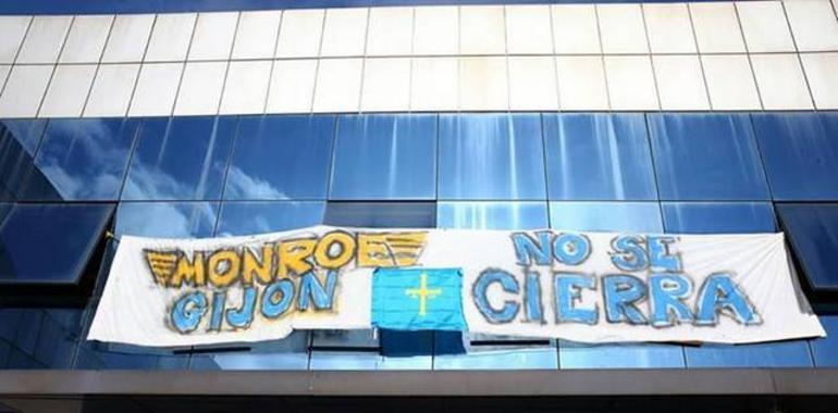 Miles de asturianos claman contra el cierre de Tenneco