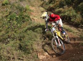 El cántabro Arriola se impone en Tuña y se lleva el I Open EnduroAstur BTT