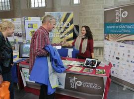 Peregrinos holandeses del Camino de Santiago descubren los itinerarios originales por Asturias