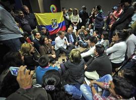 Ecuatorianos en España plantean demandas colectivas contra bancos por desahucios  