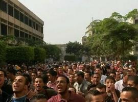 Aplazan a enero el juicio contra el expresidente de Egipto Mohamed Mursi  