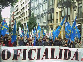 IU sofita la represión llingüística en Mieres