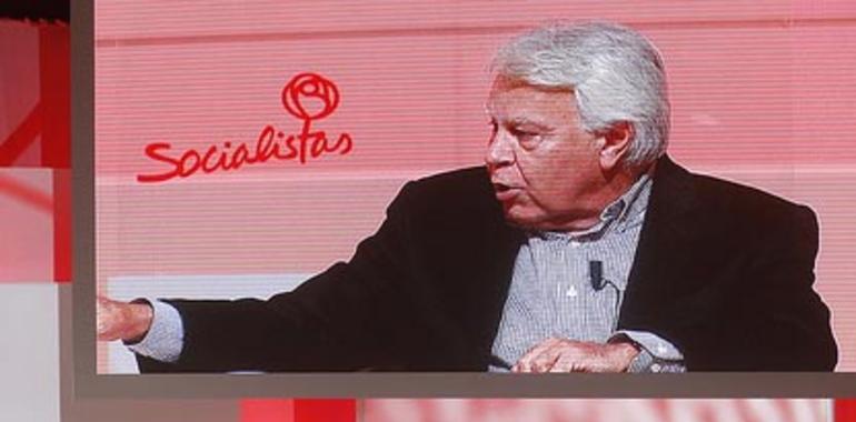 Felipe González llama a rebelarse "contra el austericidio" 