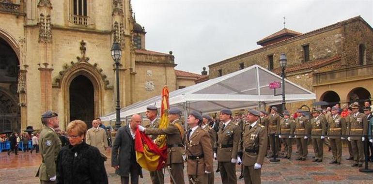 Jura de Bandera bajo la Catedral