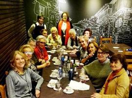 La Cofradía Doña Gontrodo en el Yantar de Lola