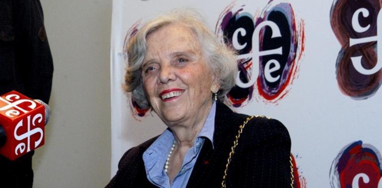  Poniatowska creará una fundación con la dote del Premio Cervantes de Literatura 