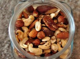 Comer frutos secos reduce la mortalidad en un 20%