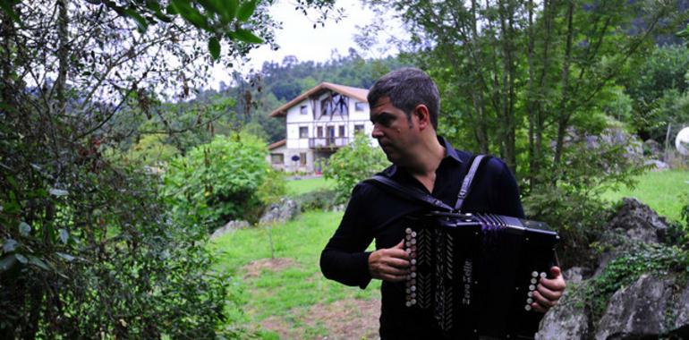 Galiza ye l’homenaxe de Kepa Junkera a la música gallega