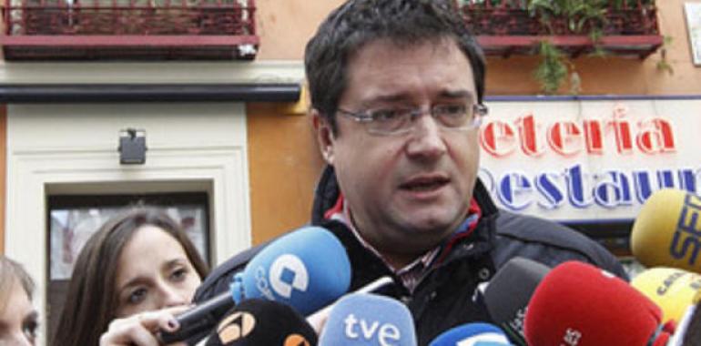 Óscar López: Rajoy ahora también quiere acabar con las libertades públicas 