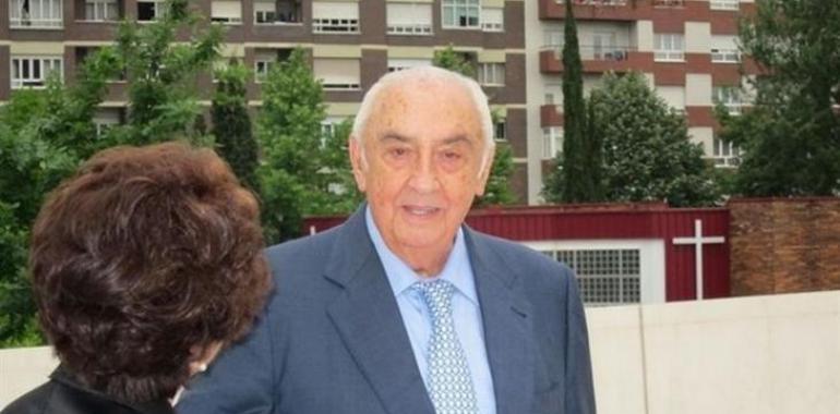 CAR muestra su "profunda desolación" por la "gran pérdida" de José Cosmen