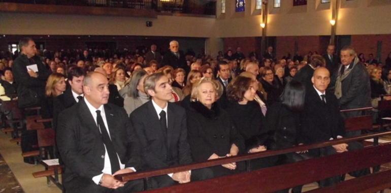 Impresionante manifestación de duelo en los funerales de José Cosmen Adelaida