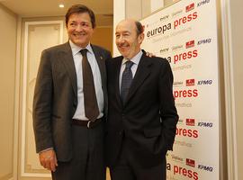 Rubalcaba defiende no reformar la ley electoral en Asturias