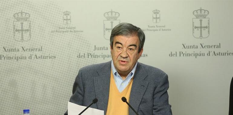 Cascos ve "patético" que el PP se ofrezca al PSOE como socio "para seguir anclados en el inmovilismo"