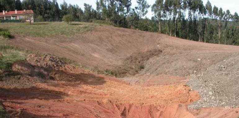 Ecologistas piden paralizar vertidos ilegales en Gozón