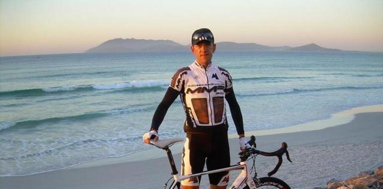 Rubén Menéndez firma por la escuadra luxemburguesa Team Differdange - Losch