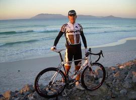 Rubén Menéndez firma por la escuadra luxemburguesa Team Differdange - Losch