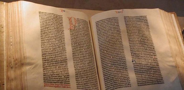 Kazakhstan: Multas a los cristianos por posesión de “libros extremistas" (biblias)