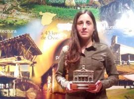 Isina, premiada en casa