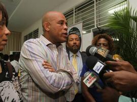 Martelly declara la Educación prioridad para Haití en 2014 y ordena contratar profesores