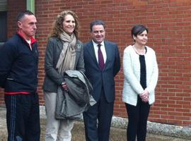 Visita de la Infanta Elena al colegio de educación especial en Castiello, Gijón